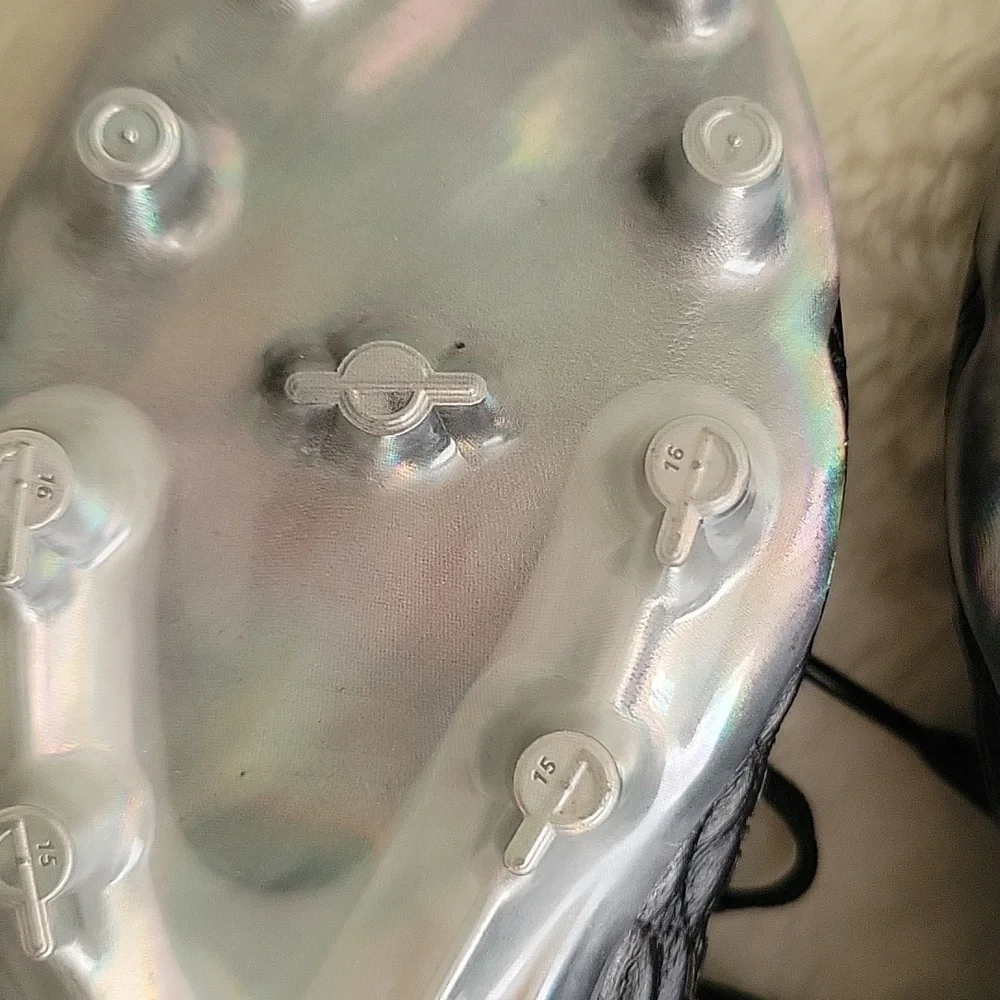 NWOT UNDER ARMOUR Magnetico Elite 3 FG Soccer Cleats Black Women. Size 7 - Picture 10 of 16